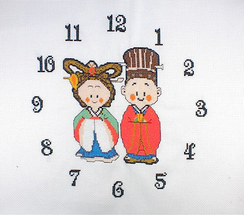 십자수 완성작품(원단상태)-시계-신랑각시/5937