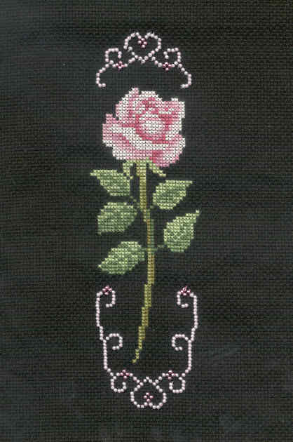 십자수 완성작품(원단상태)-VICTORIAN ROSE #1/6904