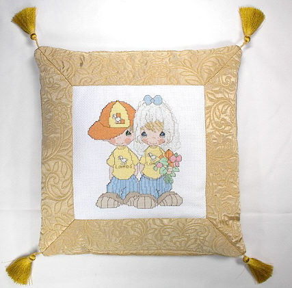 십자수 완성품 쿠션-THE PERFECT MATCH/7370