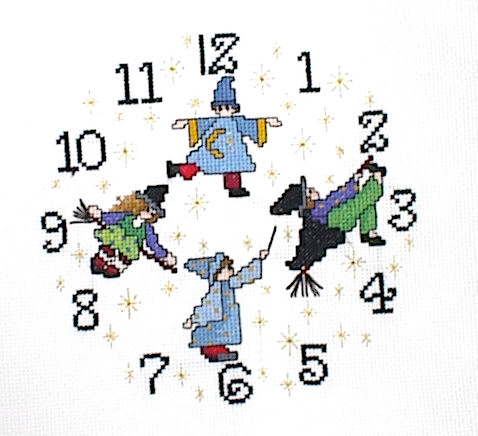 십자수 완성작품(원단상태)-시계-WITCHING HOUR/9485