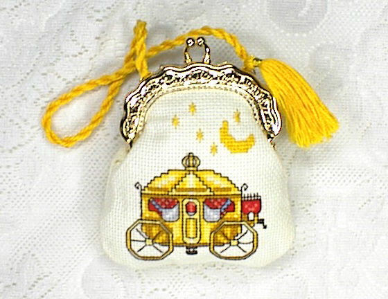 십자수패키지 실없는 동전지갑 CINDERELLA COACH-10150