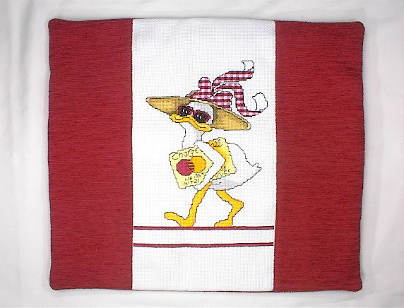 십자수 완성품 쿠션-MAIL DUCK/11213