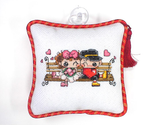 십자수 완성품 작은쿠션, 잠시주차쿠션-데이트/13369