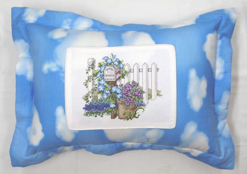 십자수 완성품 어른베개-MAILBOX & GLORIES/14155