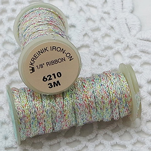 Kreinik 다림질접착 메탈릭실 Iron On 1/8인치 리본 6210 Petals
