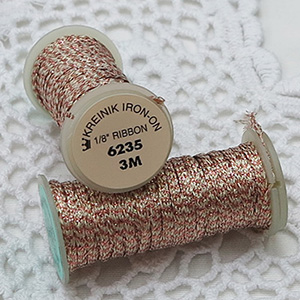 Kreinik 다림질접착 메탈릭실 Iron On 1/8인치 리본 6235 Patina