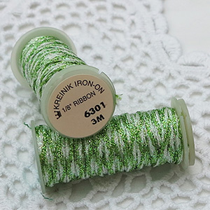 Kreinik 다림질접착 메탈릭실 Iron On 1/8인치 리본 6301 Hosta