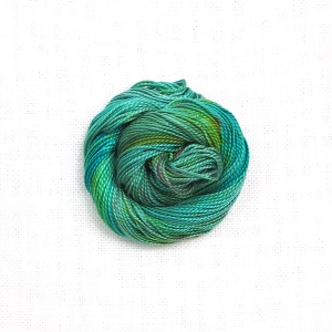 HOTA자수실 Pearl Cotton #5 Hand-dyed 복합사/G.BP05.0115(GrandmaMoses) 30m, Spool(스풀)