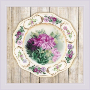 외국 십자수패키지 RIOLIS/(Embroidery)프랑스자수 Plate with Chrysanthemums. Satin Stitch-PT-0076(배경프린트 원단)