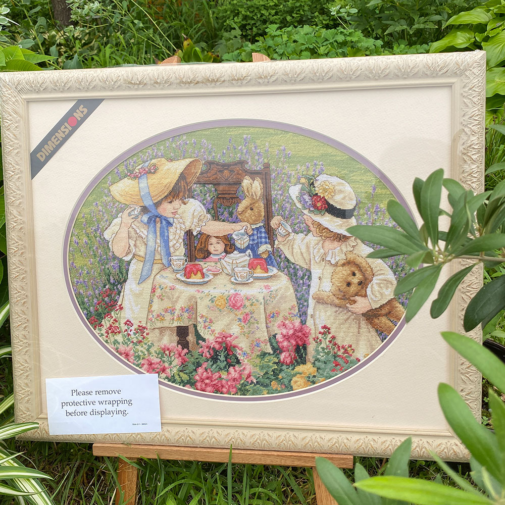 십자수 완성작품(유리없는 액자로 제작된 상태)-AFTERNOON TEA/13700